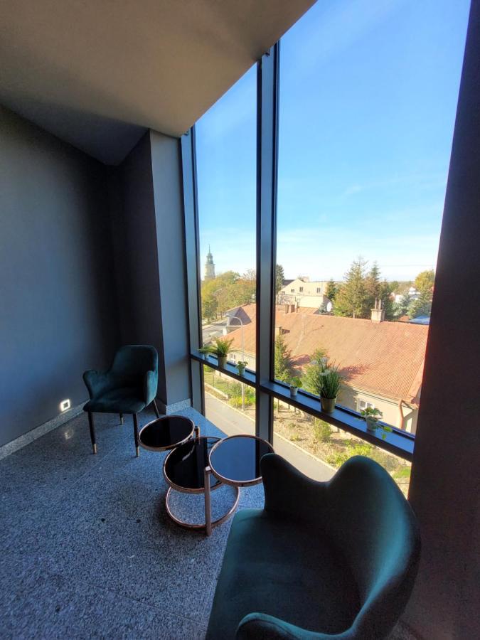 Hotel Sanova Jarosław Extérieur photo